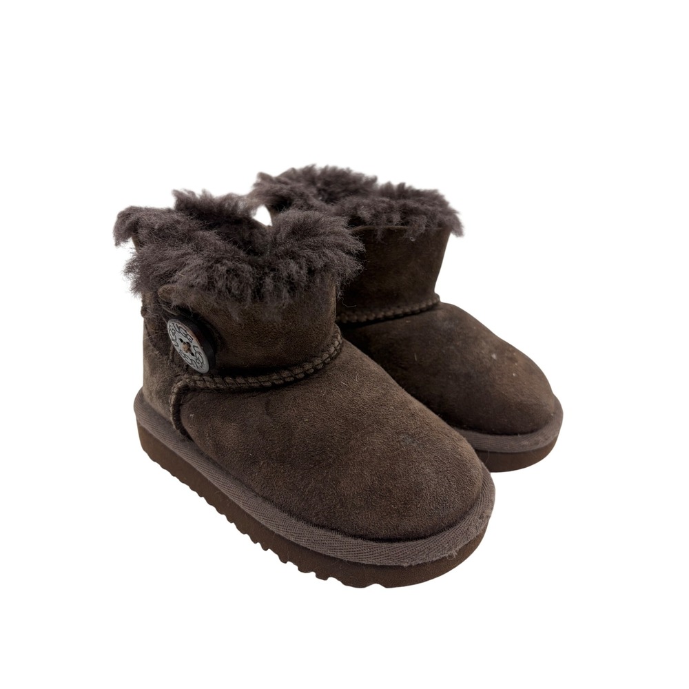 UGG Bailey Button Boots 6 Chocolate Brown Winter Suede Sheepskin Toddler Fur
